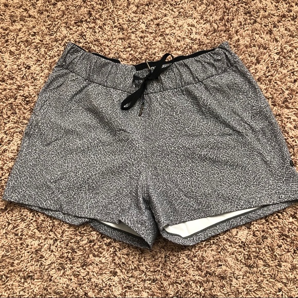 lululemon athletica Pants - Lululemon “On The Fly” Shorts